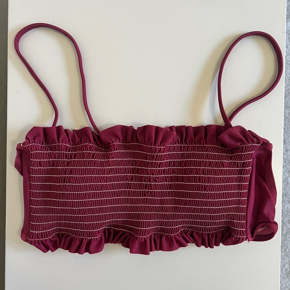 Cupshe | Maroon Ribbed Ruffle Bikini Top - Picture 3 of 5